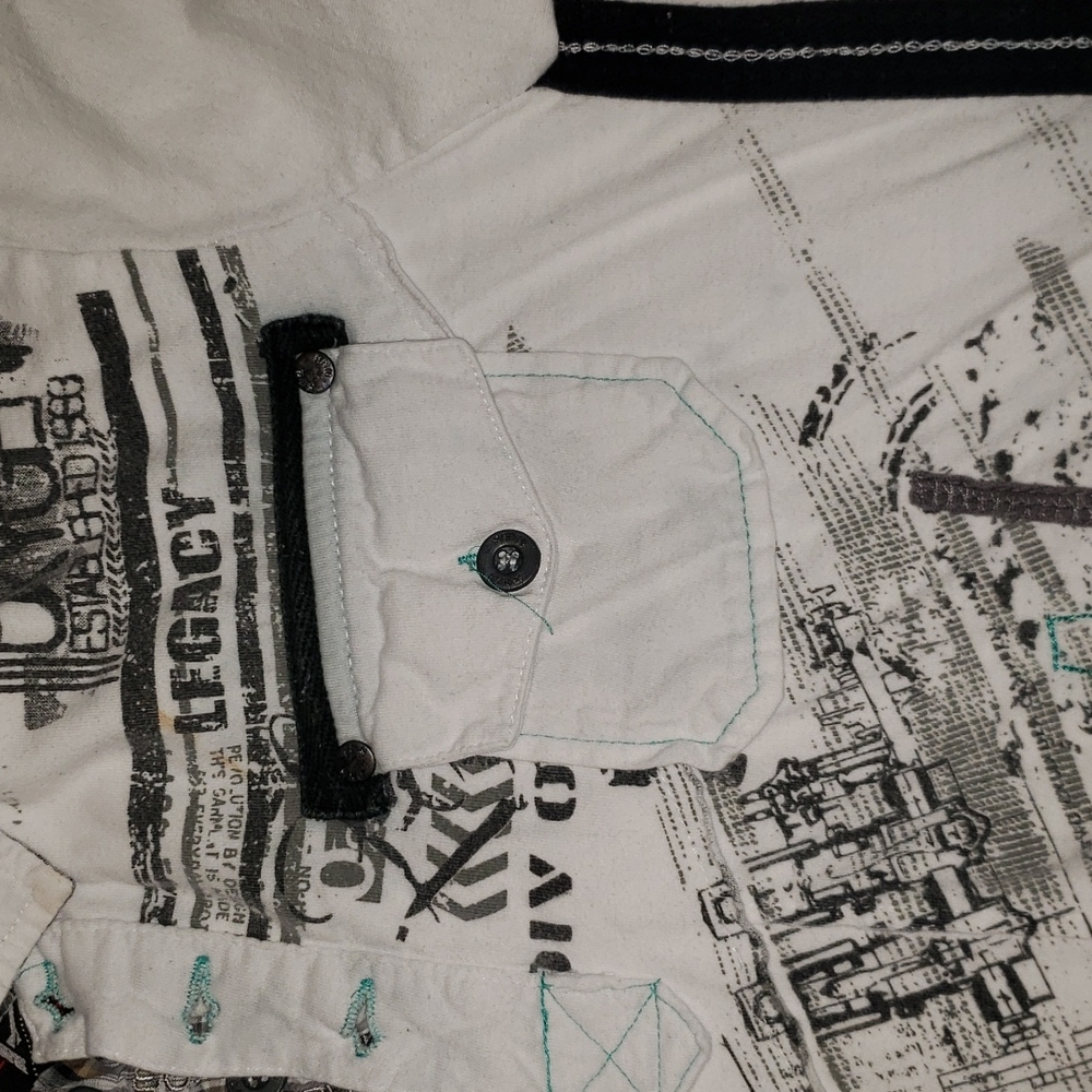Men's Shirt - Picture 3 of 6